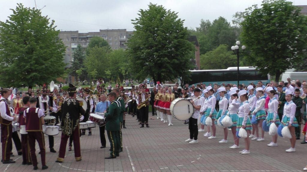 Привітальний виступ оркестрів