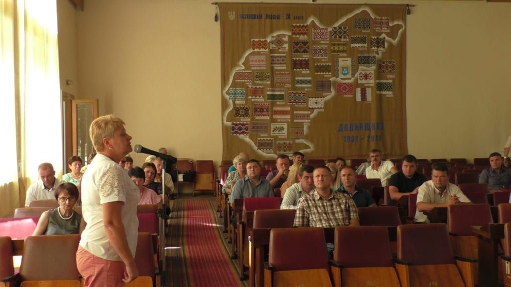 З подячним словом - мама почесного громадянина Долини світлої пам'яті Зоряна Білінського