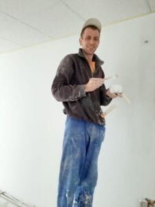 Приміщення облаштовують досвідчені та кваліфіковані майстри за міжнародними стандартами