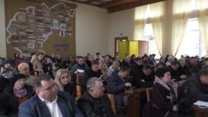 В сесійній залі - ділова атмосфера