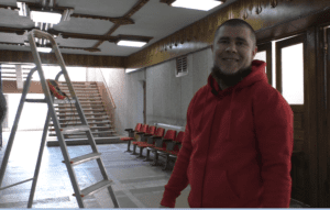 Завдяки Денису Іванову, в міському Будинку культури стало набагато світліше