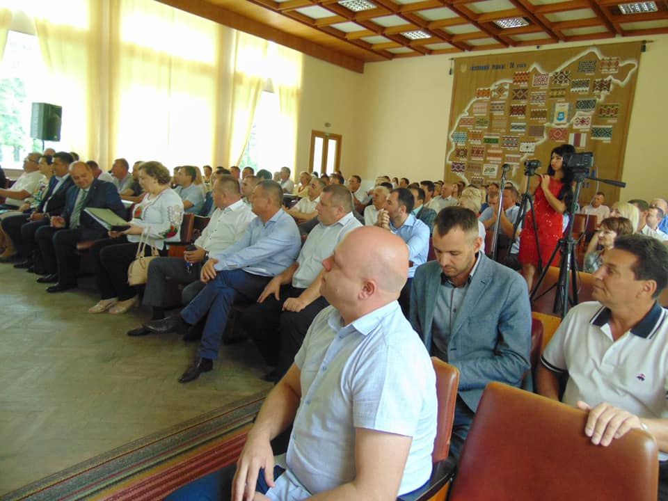 Урочиста сесія зібрала повний сесійний зал